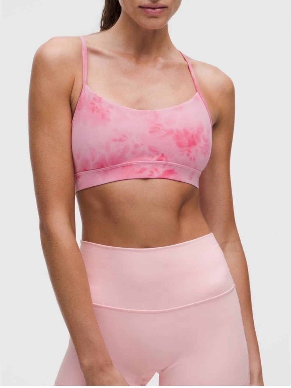 🆕🍓 Lululemon Flow Y Bra Nulu - Smoothie Wash Strawberry Multi